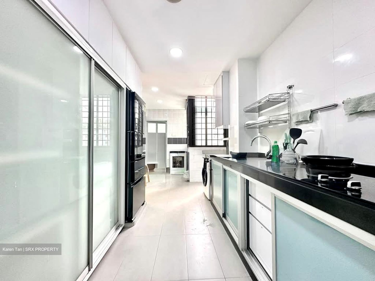 Queensway Tower / Queensway Shopping Centre (D3), Apartment #586063111